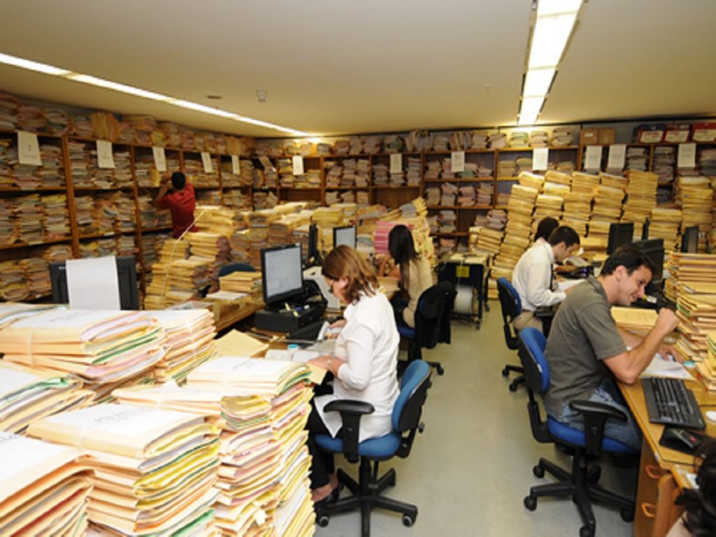 Brasil tem menos servidores públicos do que os países desenvolvidos